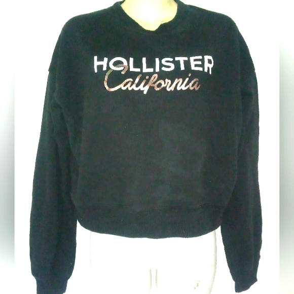 Hollister Tops - Hollister sweater